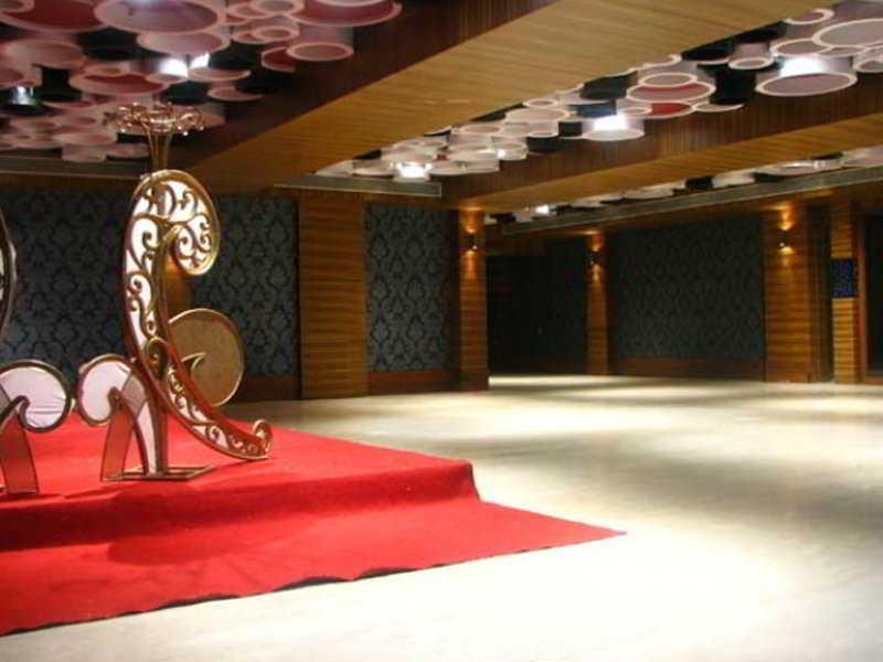 Levender Bough Hotell Mumbai Exteriör bild