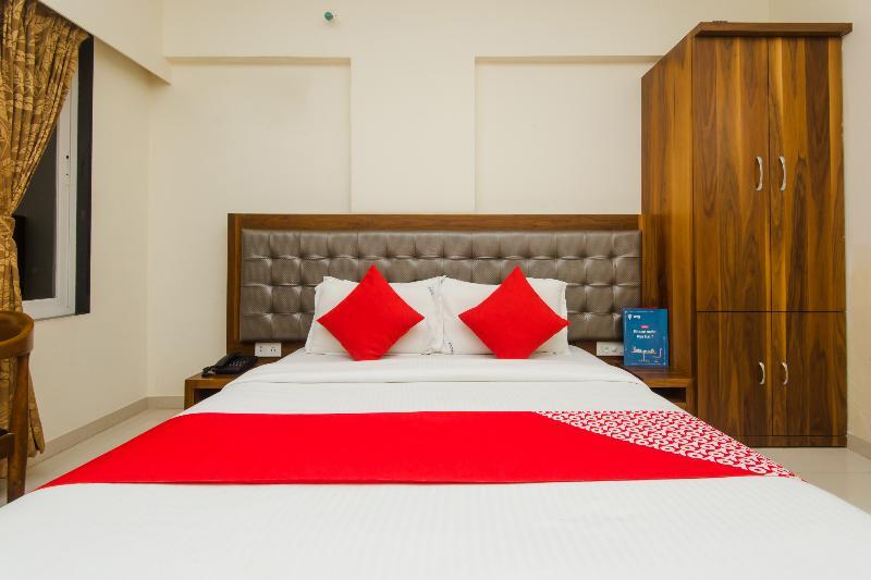 Levender Bough Hotell Mumbai Exteriör bild