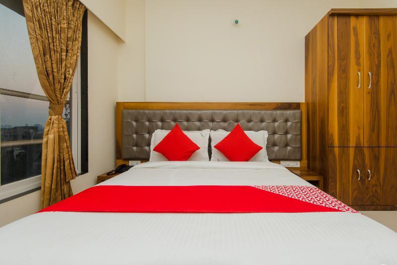 Levender Bough Hotell Mumbai Exteriör bild